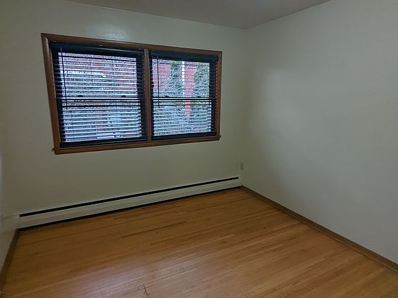 2nd image of 701 Portland Ave #5