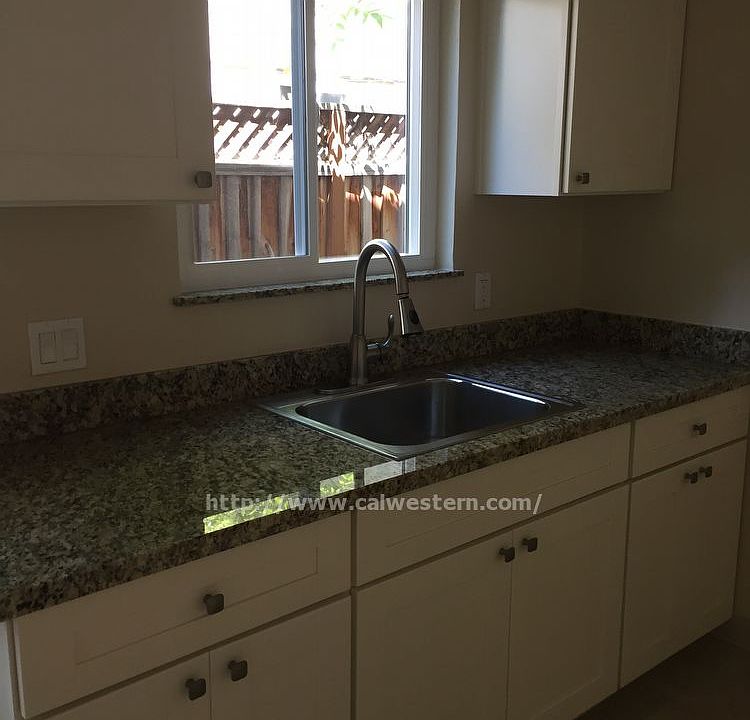 2nd image of 4548 Hamilton Ave APT 2