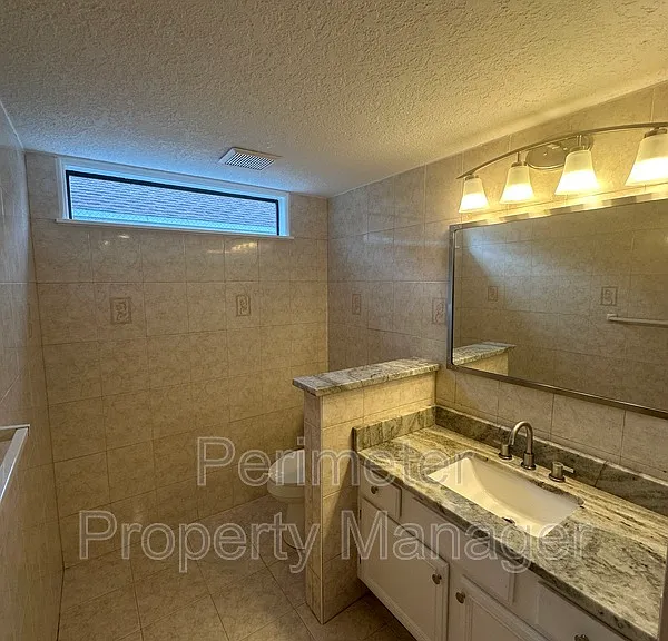 2867 Lantana Lakes Dr W — Photo 6