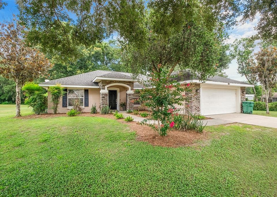 1st image of 306 BROOKSTONE LANE