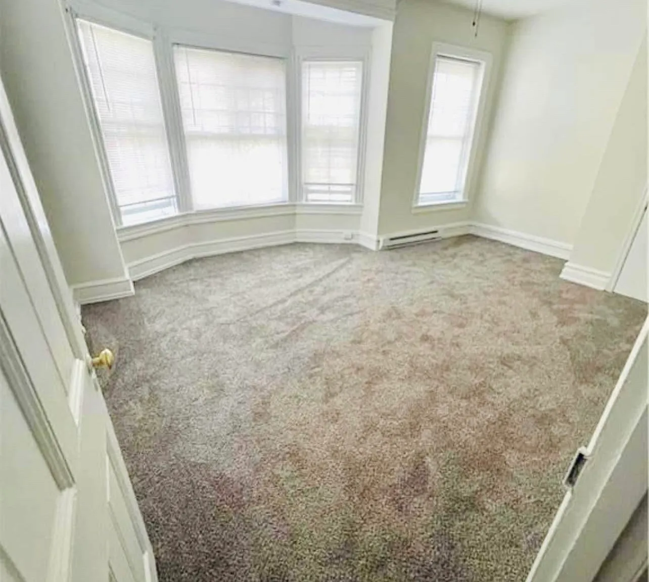 2 bed, 2600 sqft, $1,800 — Photo 3