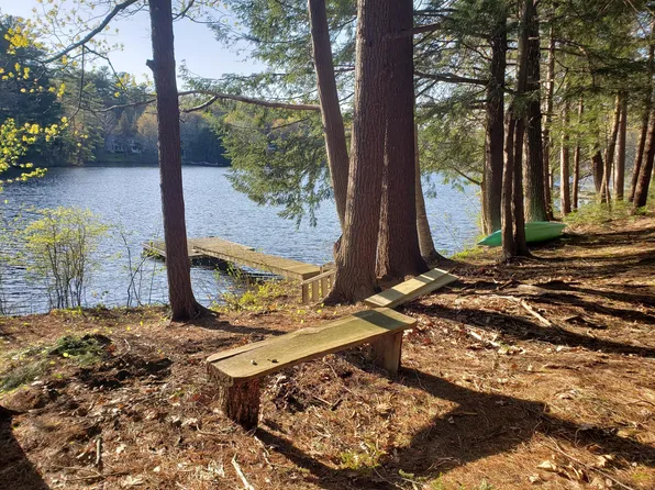 45 Riverside Drive, Camden, ME 04843