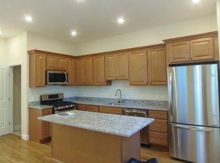 77 North St #2, Somerville, MA 02144