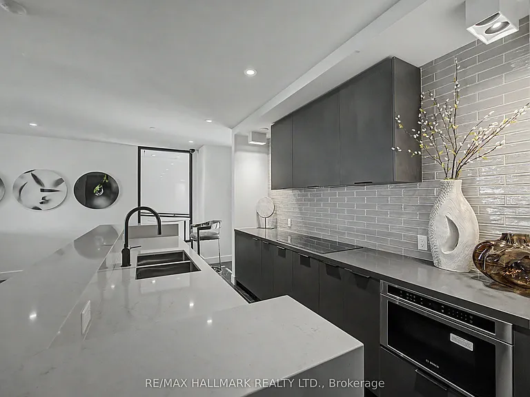 308 Jarvis St #708 — Photo 26