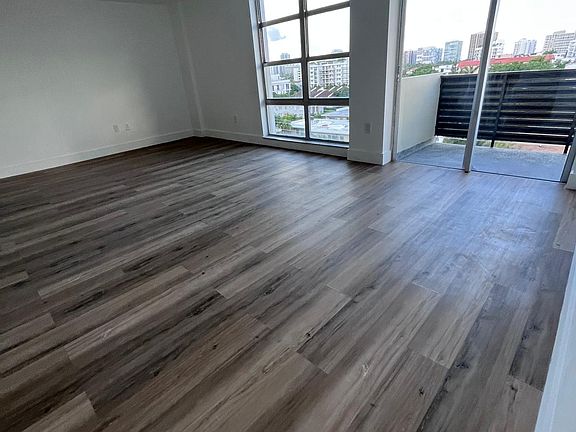 4th image of 9800 W Bay Harbor Dr APT 705
