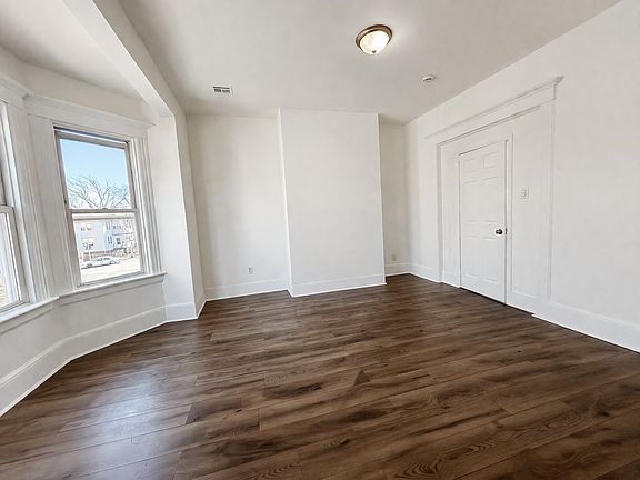 3rd image of 311 S Clinton St Floor 2