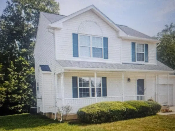 2470 Breakwater Ct, Waldorf, MD 20601