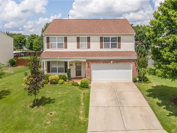 5107 Silverbrook Dr, Mc Leansville, NC 27301