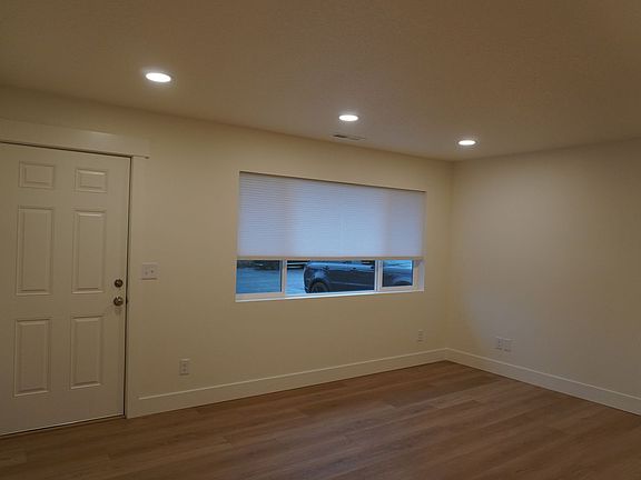 5th image of 7714 NE 127th Ave