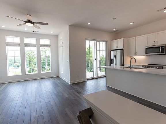 Edgehill Home Design Family Room and Kitchen