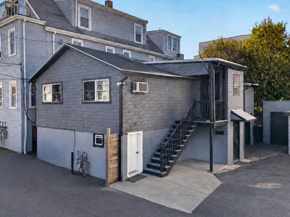 14 Bay Rd, Revere, MA 02151