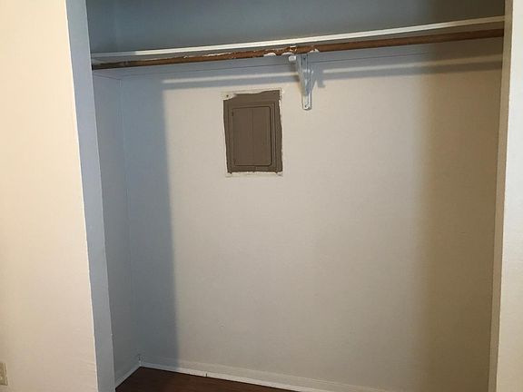 5th image of 405 Scenic Dr #B
