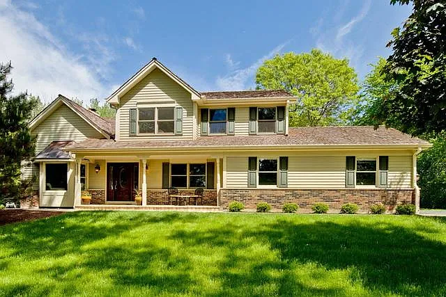 1606 Wilton Ct photo 1