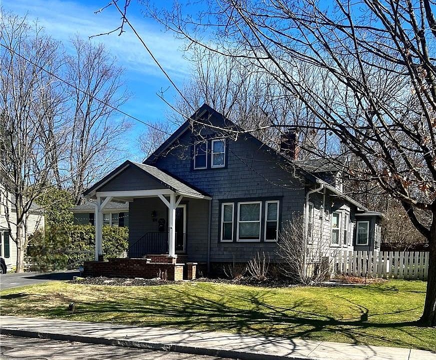 1st image of 104 Scoville Ave