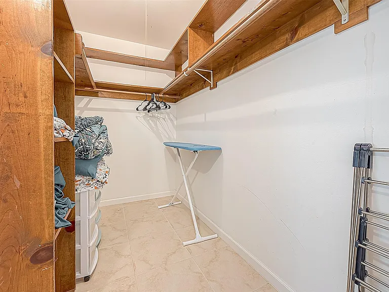 2101 Fountain View Dr #19 — Photo 26