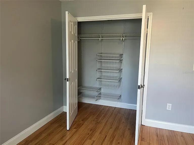 3101 Village Ln — Photo 22