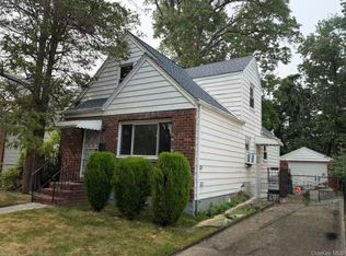 16307 21st Ave, Whitestone, NY 11357