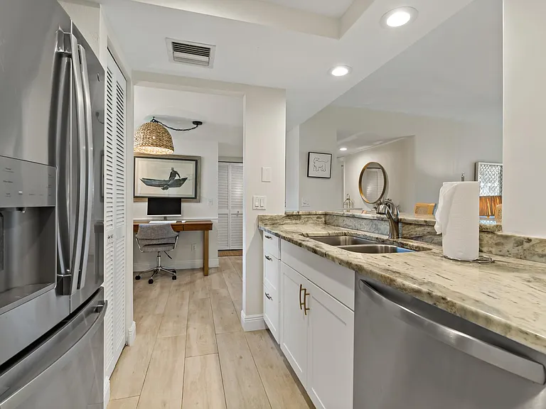 1845 Tarpon Ln #G103 — Photo 7