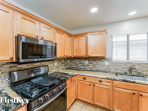 5th image of 11897 W Heyburn Dr