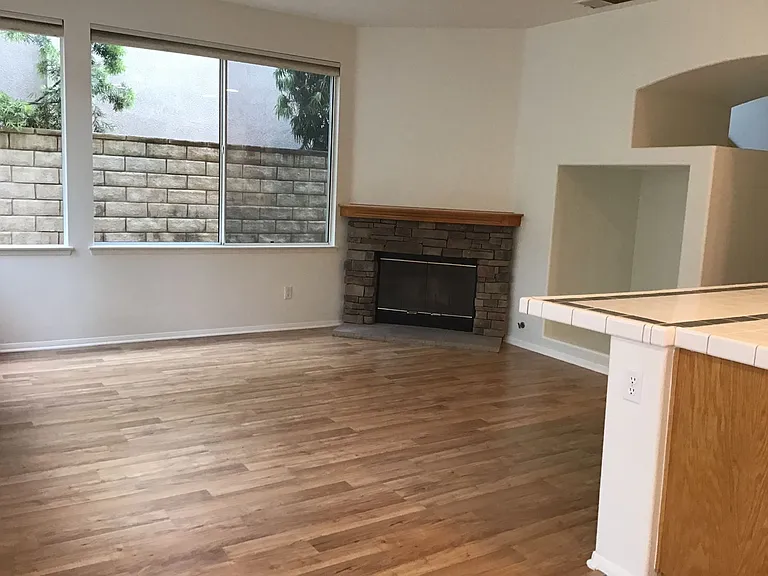 3193 Clarita Ct — Photo 6