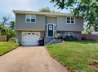 4000 Cardinal Cir, Sedalia, MO 65301