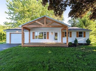 4168 New Rd, Williamson, NY 14589