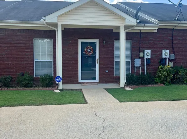 1828 Copperfield Ln, Center Pt, AL 35215