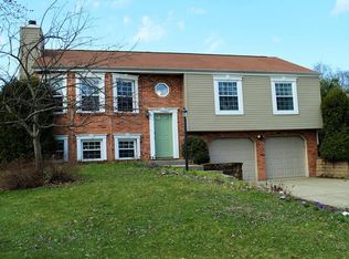 807 Glendale Ct, Cranberry Township, PA 16066