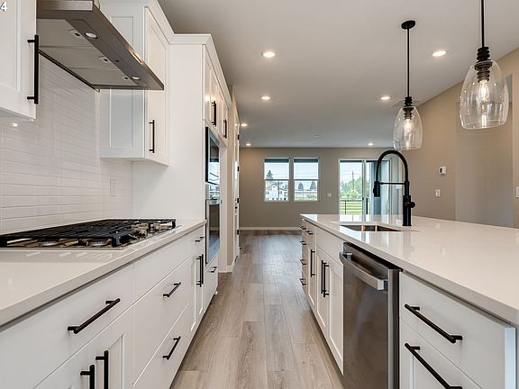 2nd image of 8064 SE Bridge Ln #1223