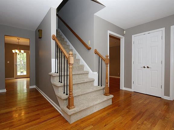 3rd image of 5555 Firethorn Ct