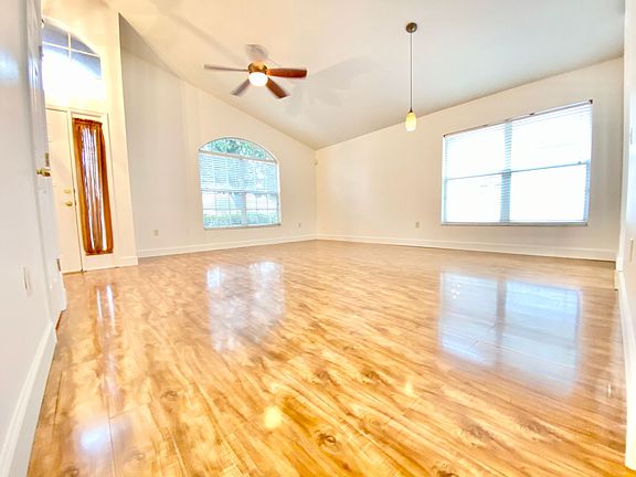 5th image of 4286 Shadow Creek Cir