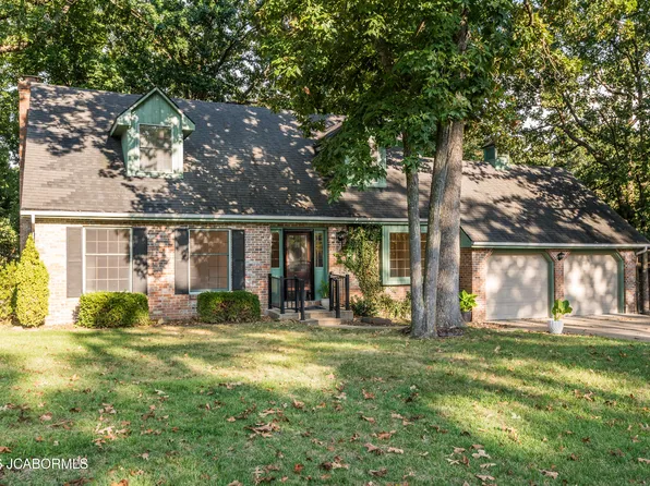 1743 Engelwood Dr, Jefferson City, MO 65101