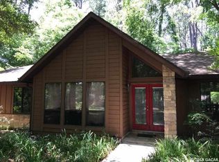 110 SW 99th Ter, Gainesville, FL 32607