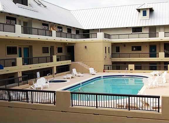 4th image of 1302 Highway 98 APT 3L