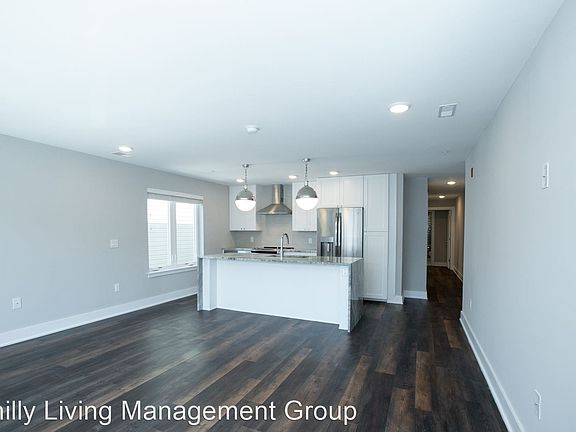 3rd image of 817 N 20th St #9263238