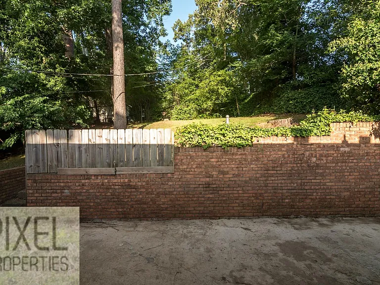 47 Flag Rd — Photo 27
