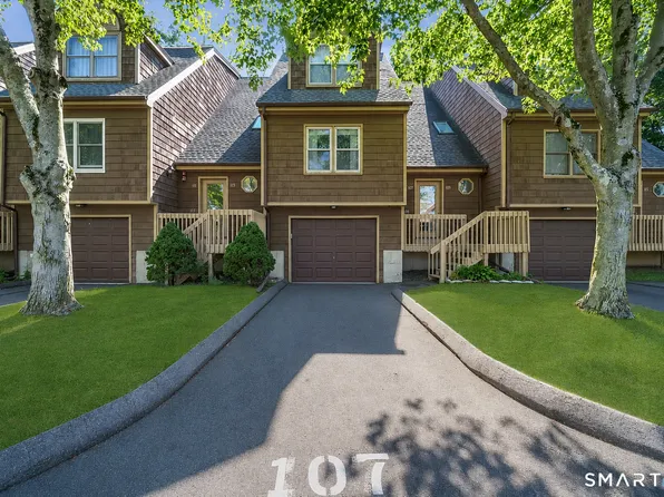 107 Meadow Street #107, Milford, CT 06461
