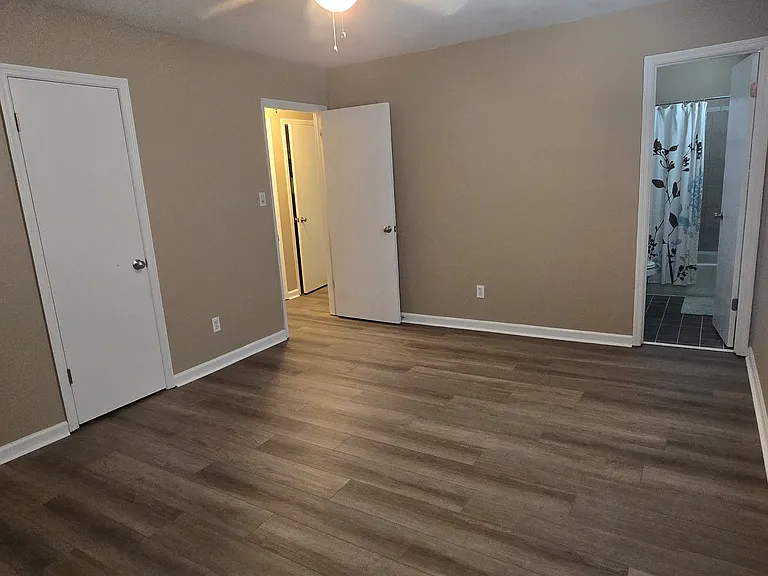 3915 Willowood Rd — Photo 8