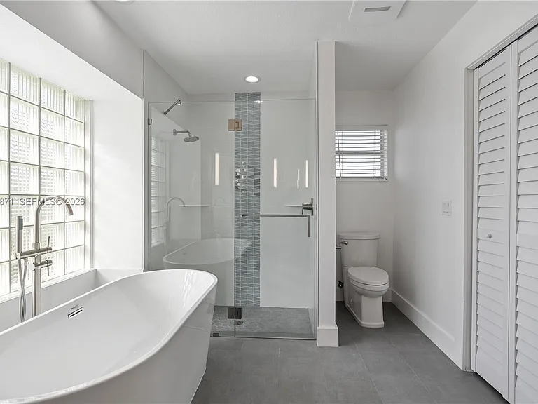 5923 Loxahatchee Pines Dr — Photo 18