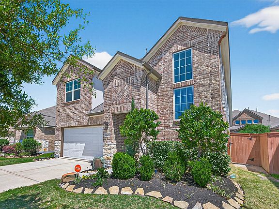 3rd image of 25237 Woods Acre Dr