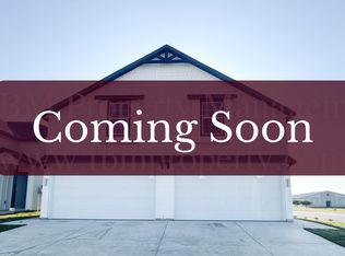 916 Cooksey Ct, Grandview, TX 76050