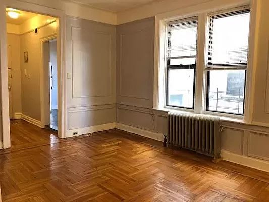3rd image of 302 Eastern Pkwy APT 4E