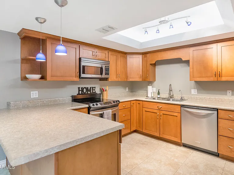 7830 E Camelback Rd #411 — Photo 11