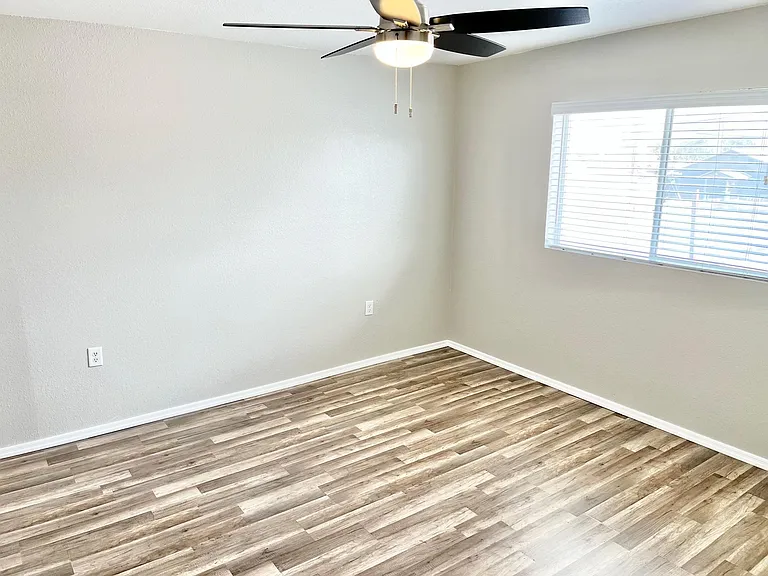 4127 N 9th Ave #6 — Photo 26