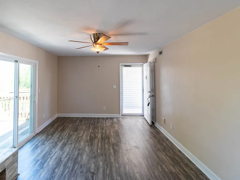 1518 Chela Ave #C3 — Photo 7