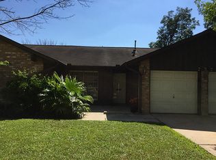 737 E Purdue Ln, Deer Park, TX 77536