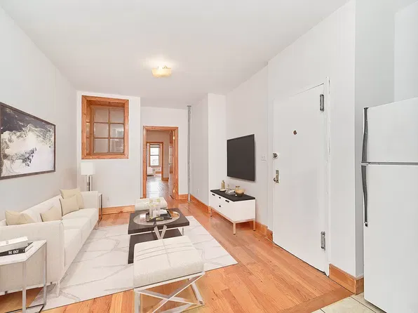 138 Scholes Street image 1 of 12