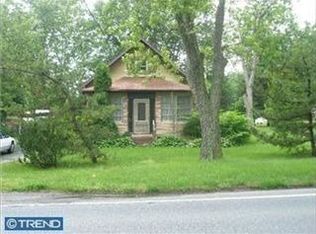 2413 County House Rd, Deptford, NJ 08096