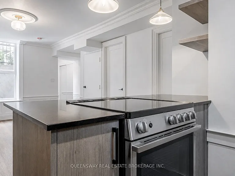678 Willard Ave — Photo 5
