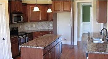 5th image of 110 Spring Forest Dr